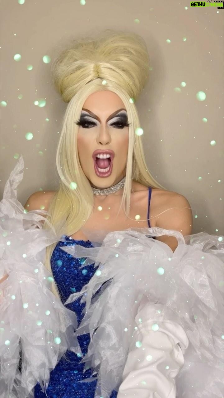 Alaska Thunderfuck Instagram - PITTSBURGH β Join me, @lola_lecroix and a bevy of special guest icons as we ring in the New Year at @citywinery_pgh πΎ π Get your tickets now using the link in my bio and I look forward to seeing you thereπ City Winery Pittsburgh