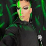 Alaska Thunderfuck Instagram - She is the reason for the season 🎄