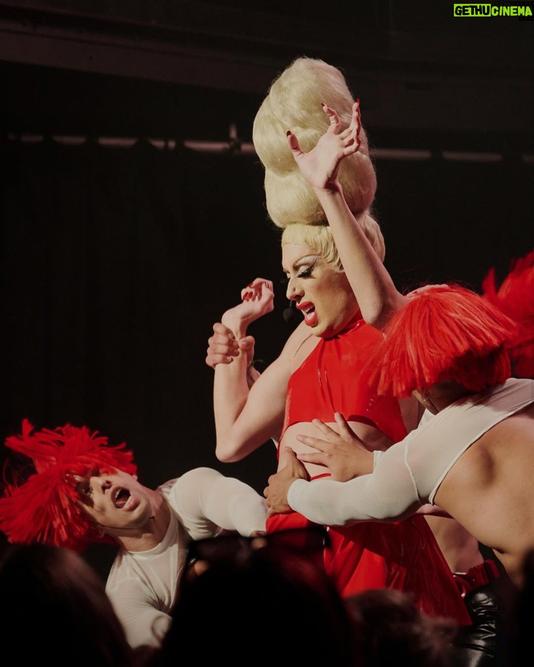 Alaska Thunderfuck Instagram - Don’t be shady, be a lady ❣️