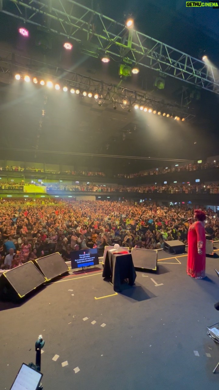 Alcione Instagram - Cantar no @espacohall é cantar em casa! Adooooro! Obrigada a todos que lotaram essa casa maravilhosa e fizeram dessa noite, inesquecível! (Alcione) 17/12 Festival Psica | Belém/PA 23/12 Via Music Hall | São João de Meriti/RJ