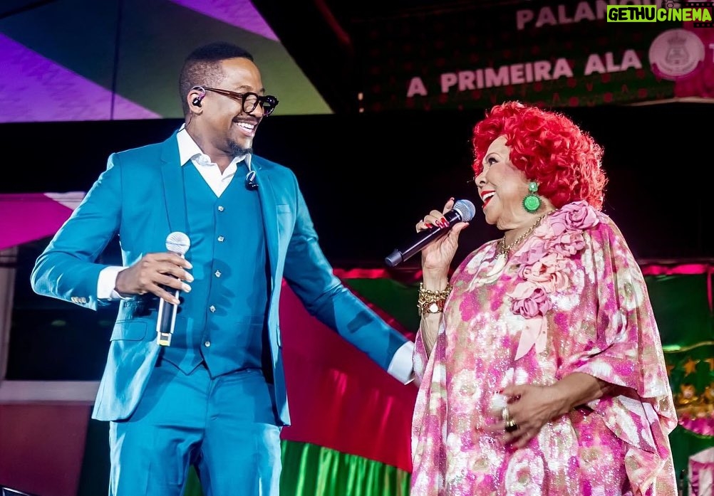 Alcione Instagram - Desde o nosso primeiro encontro, eu já sabia: estava diante de um dos maiores showmans do Brasil de todos os tempos, que merece toda a felicidade do mundo. Feliz aniversário, @mumuzinho! Te amo, meu filho! (Alcione)