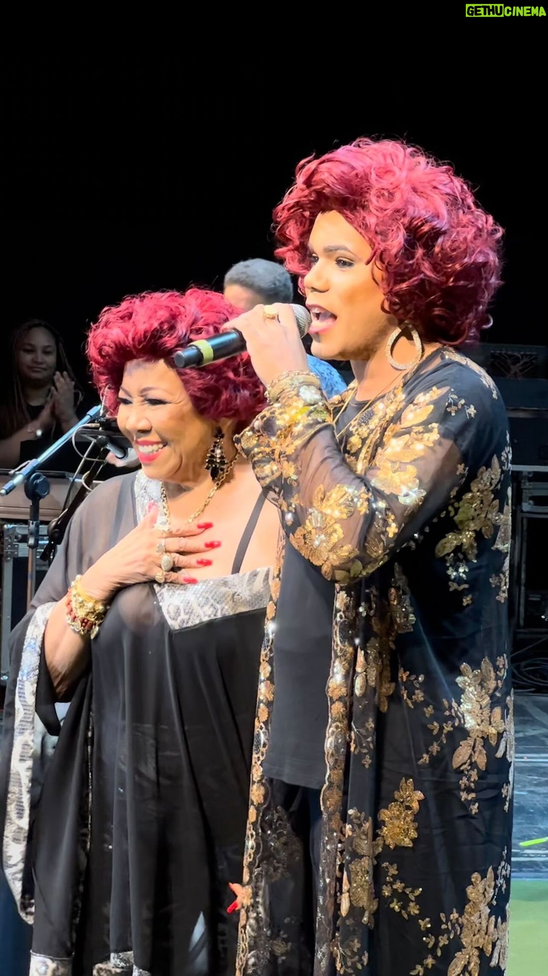 Alcione - 59K Likes - Encontro de “Alcione’s” ontem em Marília/SP: o fã @igorgalldino, realiza um maravilhoso tributo à Marrom em Bauru e região! (Equipe)
11/12 Participação Botequim Cidade do Samba | Rio de Janeiro/RJ
15/12 Espaço Hall | Rio de Janeiro/RJ
17/12 Festival Psica | Belém/PA
23/12 Via Music Hall | São João de Meriti/RJ