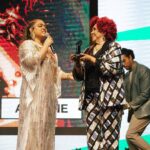 Alcione Instagram - A homenageada da noite (@alcioneamarrom) e nossa idealizadora (@pretagil) #premiopotencias #pretagil #alcionemarrom 📸 @projetoclicknafavela