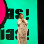Alcione Instagram - A homenageada da noite (@alcioneamarrom) e nossa idealizadora (@pretagil) #premiopotencias #pretagil #alcionemarrom 📸 @projetoclicknafavela