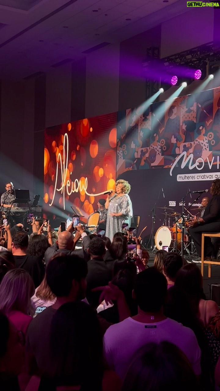 Alcione Instagram - Ontem: corporativo para o @sebraenodf Evento “Movimente: Mulheres Criativas Quebrando Barreiras”! (Equipe) 02/03 Qualistage | Rio de Janeiro/RJ 08/03 Espaço Unimed | São Paulo/SP 09/03 Mirante do Paço | Recife/PE 23/03 Ginásio Nilson Nelson | Brasília/DF 24/03 Casa de Portugal | Teresópolis/RJ 28/03 Clube Tuiuti | Cascavel/PR 30/03 Centro de Convenções Cataratas | Foz do Iguaçu/PR Brasília Distrito Federal