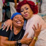 Alcione Instagram - Alguns dos amigos que marcaram presença no jantar de aniversário da nossa Marrom! (Equipe) @olazaroramos @taisdeverdade @lucianohuck @tnalia @majucoutinhoreal @aaureamartins @robertomenescaloficial @altayveloso @fabianakarlareal @adrianabombom @lorozaoficial @judicefabio @miltoncunhaoficial