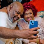Alcione Instagram - Alguns dos amigos que marcaram presença no jantar de aniversário da nossa Marrom! (Equipe) @olazaroramos @taisdeverdade @lucianohuck @tnalia @majucoutinhoreal @aaureamartins @robertomenescaloficial @altayveloso @fabianakarlareal @adrianabombom @lorozaoficial @judicefabio @miltoncunhaoficial