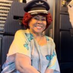 Alcione Instagram – Para nós que vivemos na estrada, é muito bom quando encontramos uma equipe competente e atenciosa quanto a do Comandante Alexandre Zi (Russo) @alexandrezi999, que me trouxe para casa hoje! (Alcione) Galeão / Tom Jobim (GIG) – Aeroporto Internacional – International Airport