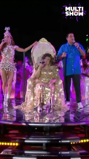 Alcione Instagram - Não deixa o samba morrer 🥹 O samba sendo celebrado por grandes nomes da música brasileira na Sapucaí ✨ #CarnavalNoMultishow