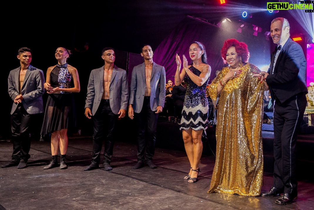 Alcione Instagram - Ontem em João Pessoa foi assim: “Centro em Cena”, a convite da @prefjoaopessoa e @funjopeoficial com a @orquestra.smjp! Hoje a Marrom já está em São José dos Campos, São Paulo, para um show especial na @farmacondearena! (Equipe) 16/09 Farma Conde Arena | São José dos Campos/ SP 23/09 Corporativo | Brasília/DF 30/09 Festival Mormaço | Boa Vista/RR