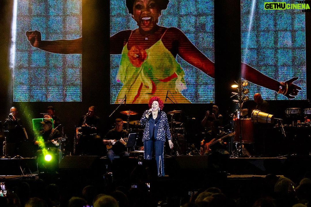 Alcione Instagram - Cliques dos shows do fim de semana no @vivoriorj: arraste para o lado e confira! Fotos por @eliseufiuza (Equipe) 08/09 Praça Maria Aragão | São Luís/MA 09/09 AIPERJ | Itaboraí/RJ 15/09 Parque Solon de Lucena | João Pessoa/PB 16/09 Farma Conde Arena | São José dos Campos/ SP 23/09 Corporativo | Brasília/DF 30/09 Festival Mormaço | Boa Vista/RR Vivo Rio
