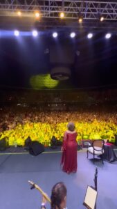 Alcione Instagram - Obrigada, Brasília!!!! O @rainhasdosambaoficial balançou o Estádio Nilson Nelson. Espero revê-los em breve! (Alcione) 06/04 Multiplace | Campos de Goytacazes/RJ 12/04 Clube Juventus | São Paulo/SP 13/04 Clube dos Funcionários | Volta Redonda/RJ 19/04 Jonas Music Hall | Rondonópolis/MT 20/04 Musiva | Cuiabá/MT Brasília, Brazil