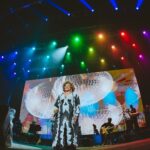 Alcione Instagram - No Dia Internacional da Mulher, o @espacounimed em São Paulo, esgotado para ver a Marrom! Hoje, ela canta daqui a pouquinho no @mirantedopaco em Recife! (Equipe) Fotos: @rafaelstrabelli Espaço Unimed