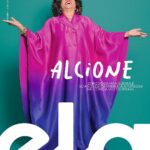 Alcione Instagram - Com o carnaval batendo à porta, nossa capa deste domingo é de uma das maiores bambas do samba, a cantora Alcione (@alcioneamarrom). Enredo da Estação Primeira de Mangueira com “A negra voz do amanhã”, e da versão mirim da escola, a Mangueira do Amanhã, Marrom fala, ao repórter Eduardo Vanini (@eduvanini), sobre amor, desilusões, a passagem do tempo e da decisão definitiva de não se casar mais. “Acho chato esse negócio de dormir junto. Minha cama é só minha, eu me deito atravessada. Sinceramente, não me casaria nem por dinheiro”, revela. Leia na edição impressa e no nosso site. Fotografia: @leoaversa Styling: @lucasmagnof Produção executiva: @kgrativol Tratamento de imagem: @murillome Edição de arte @mayu_estudio29 e @dushka_tanaka Maquiagem: @yannfernandes.makeup Cabelo: Luiza Helena dos Santos Assistente de produção executiva: Cassia Farias . Equipe Alcione Manager: Solange Nazareth Assessoria de Imprensa: Eulália Figueiredo e Glória Bicho Produção Executiva: Vera de Sá Direção de Marketing: Carlos Fernando Marão Camareira Rosana Valdez