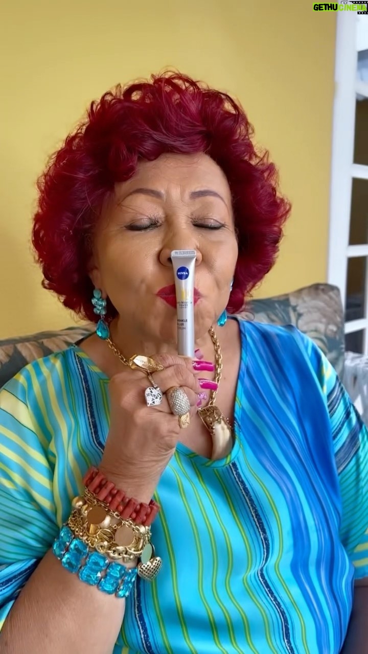 Alcione Instagram - Para construir uma carreira com mais de 50 anos, é necessário ter muita confiança. A confiança sempre foi um ingrediente essencial para o meu trabalho, mas no meu dia a dia também… Confiança que eu também adquiri em qualquer produto da @niveabrasil, que já me acompanha todos os dias há anos, como o NIVEA Q10 Power, i-n-d-i-s-p-e-n-s-á-v-e-l! Agora também já estou apaixonada pelo NIVEA Q10 Expert, que atua melhora a aparência das rugas em 5 minutos. Corre lá nos meus stories para conhecer ainda mais sobre essa novidade e garantir já o seu! (Alcione) #ParaTodasSuasExpressões #NIVEAQ10Expert #NIVEABrasil Publi