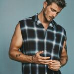 Alexander Ludwig Instagram - 🤷‍♂️