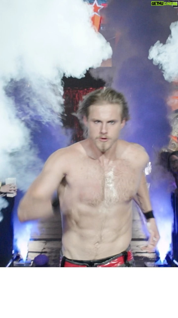 Alexander Ludwig Instagram - ready to reclaim the ring. #HeelsSTARZ