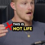 Alexander Ludwig Instagram - “ The fun of life is just figuring it out. @ericrakofsky1 @alexanderludwig Great sit down. Where we discuss @alexanderludwig journey. Fitness routine, passions on screen & on stage. Along with fatherhood. Available now on Spotify & YouTube. “ Sit Down With E “ Link in bio. Enjoy 🤝 #podcast#family#fitdad#lifelessons#values#goals
