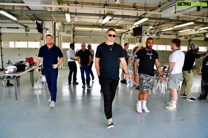 Alexander Ludwig Instagram - BAHRAIN 🏁 Bahrain International Circuit