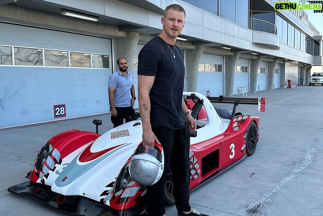 Alexander Ludwig Instagram - BAHRAIN 🏁 Bahrain International Circuit