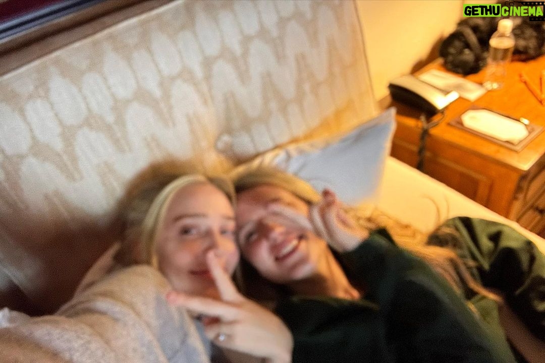 Alexandra Cooper Instagram - life is good🥹