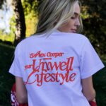 Alexandra Cooper Instagram – shop.iamunwell.com ❤️🎅🏼