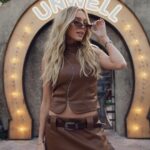 Alexandra Cooper Instagram - @unwell & in good company Austin, Texas