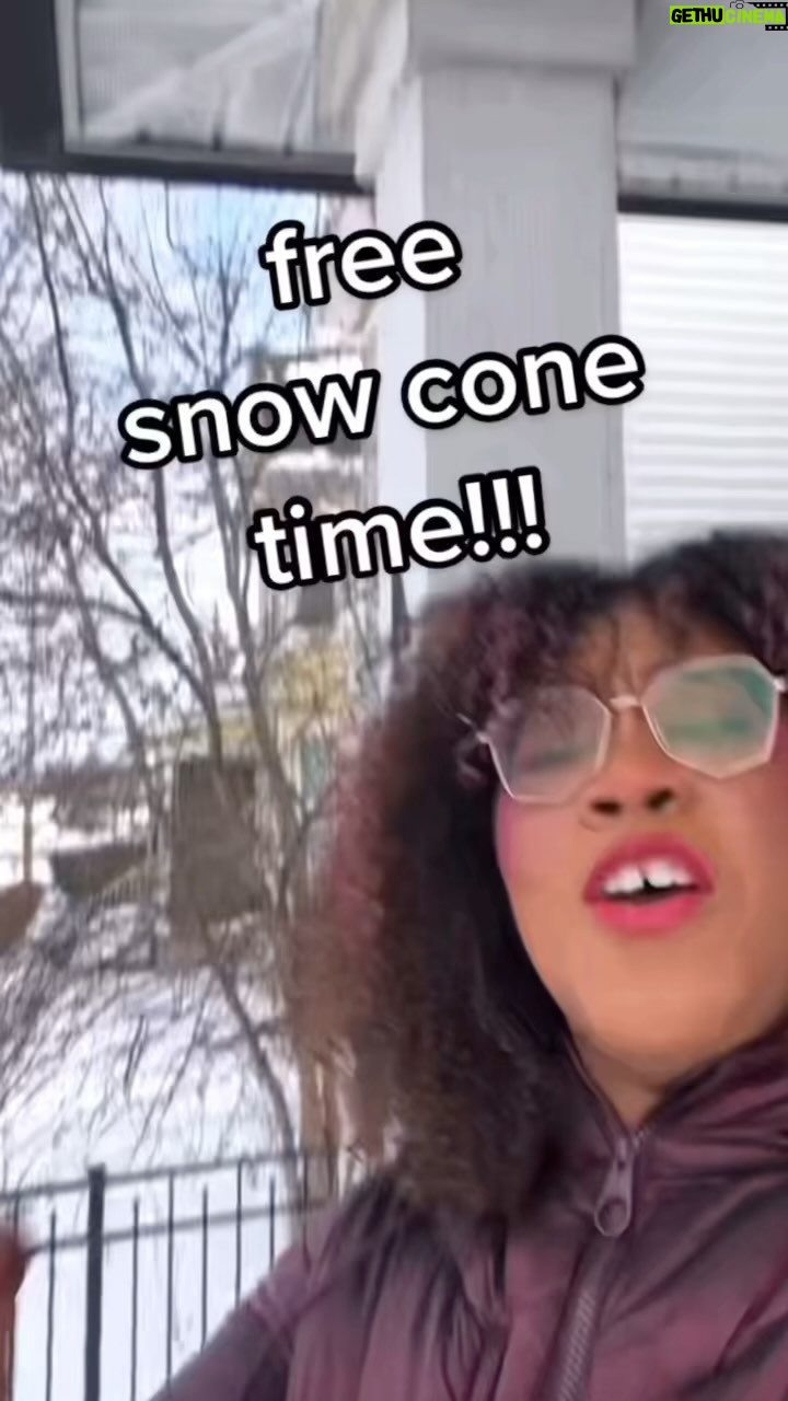 Alexis Nikole Nelson Instagram - Now I can join @mnforager in the “people yelling at me for eating snow” club 😆 Which WHILE WE’RE HERE: Yes, snow catches some pollution… so does… everything else 😆 trace levels of pesticides and pollutants are below what’s acceptable for drinking water, and I gathered my snow in my front yard where I know there’s been no salt, and where no plows could’ve put down sand! I had never seen so many folks pressed about snow consumption 😆 Maybe not caring about it is a weird Midwest thing? I’m so glad we’re thinking critically about our food, and I’m so glad y’all are concerned about my well-being!💕 but YALL. Let the kids eat some snow. But not the yellow kind 🤣 Ohio