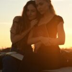 Alexis Ren Instagram - you ever experienced that “aha!” moment? The rush of excitement when something about yourself just clicks and suddenly everything makes sense? I live for those momentss. that’s why ive poured years of workshops and all my heart into creating this journal. ❤️ it’s a reflection of my journey and the collective wisdom of my wellness community. This journal guides you through the depths of your subconscious, helping you uncover the ‘whys’ behind your patterns and offering those eye-opening insights into your own behavior and emotions. If you’re like me & crave those profound realizations and love to grow then this journal is for you!! ❤️