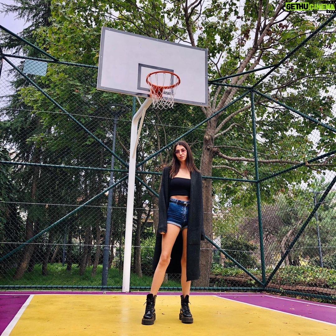 Aleyna Solaker - 174.4K Likes - 💜