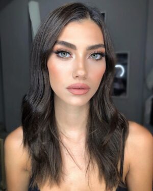 Aleyna Solaker Instagram - @cuneytsevenn 💜🌟