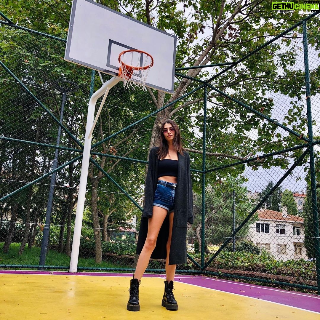 Aleyna Solaker - 174.4K Likes - 💜