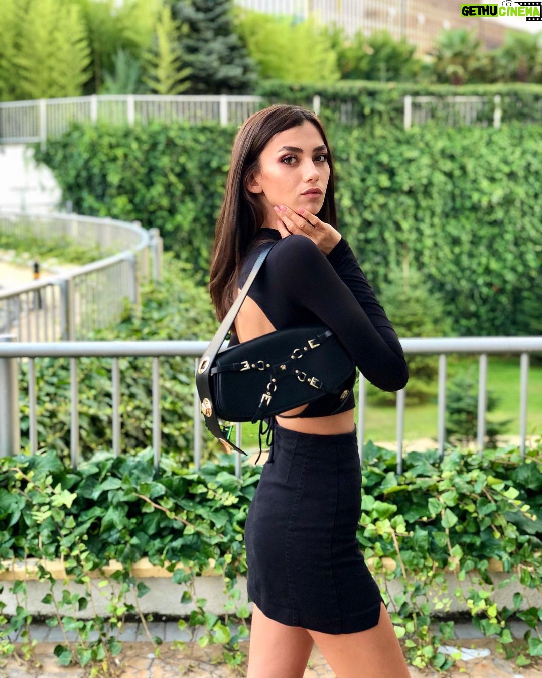 Aleyna Solaker - 171K Likes - 🌳