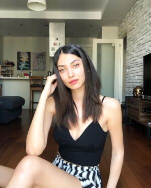 Aleyna Solaker Instagram - 🏡😊 2
