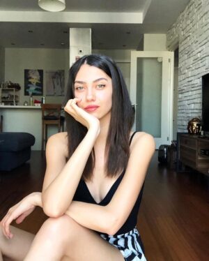 Aleyna Solaker Instagram - 🏡😊 2