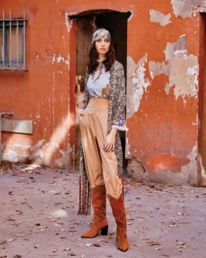 Aleyna Solaker Instagram - Instyle Nisan 💜  Styling: @nazlikayran 
Fotoğraflar: @firatkocak 
Röportaj: @eylulsolakoglu 
Saç: @ibrahim.junior 
Makyaj: @gulumerzincan 
Styling Asistanları: @ekinsuoktar @defnetatlicesme
Makyaj Asistanı: @ozlem.altintas_ 
Mekan: @tomtomkirmizi 🙏🏻🤗