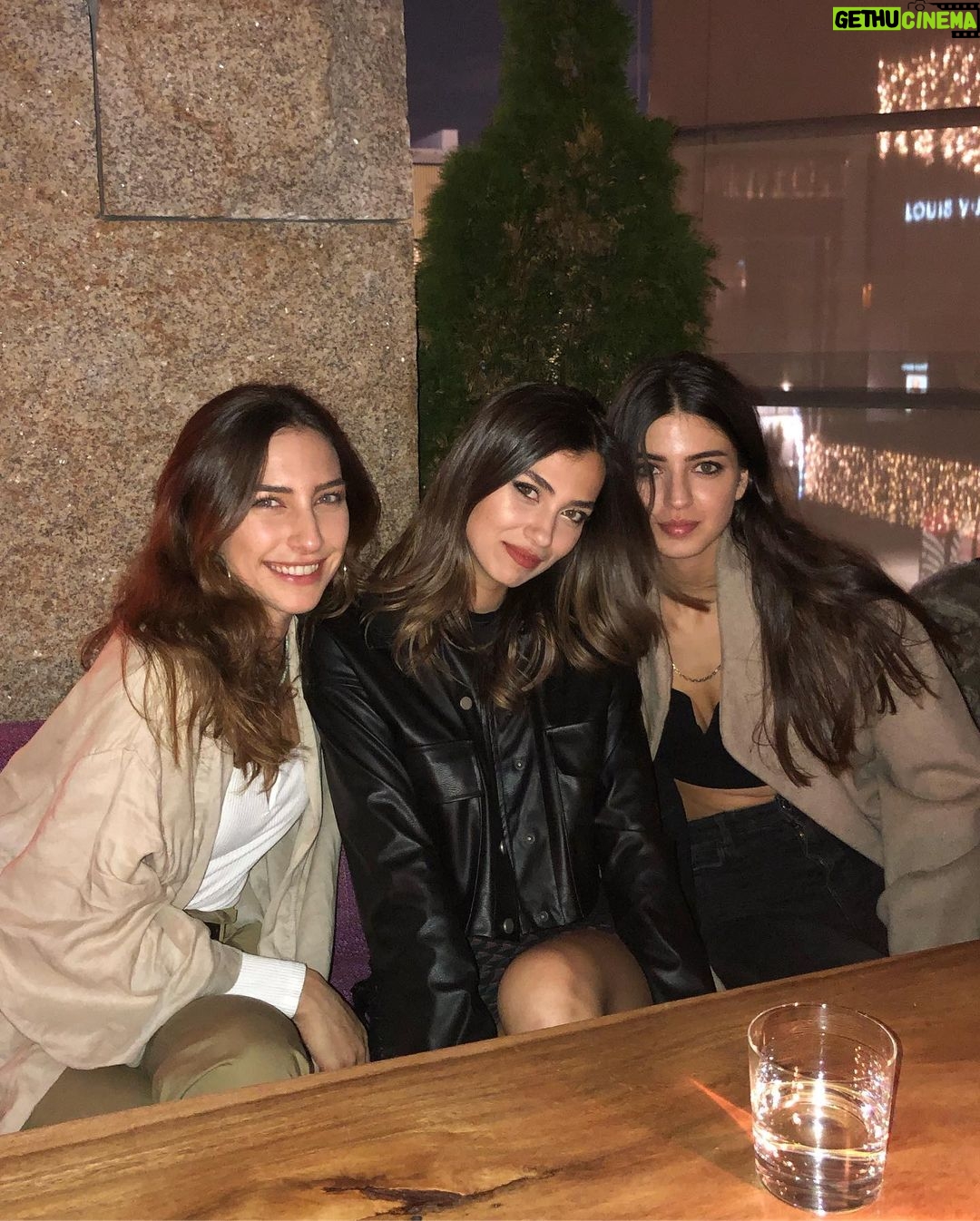 Aleyna Solaker - 182.1K Likes - Dogum gunumu kutlayan ve yanimda olan herkese cok tesekkur ederim 💜 iyi ki varsiniz🤗💜🎉 #23