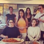 Aleyna Solaker Instagram - Gunun anlam ve onemi: Makarna @nilkeser @hazmot @vedayurtsever @akyldzgkce @arfdiren @esradermancioglu @mehmetaykac