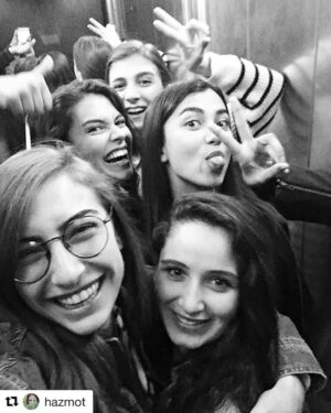 Aleyna Solaker Instagram - 💜🌸