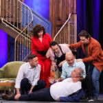 Ali Sunal Instagram - Yine yeni bölümümüz şahane oldu efendim. Bu akşam yeni bölümüyle @guldurguldur @showtv ‘de. İyi eğlenceler