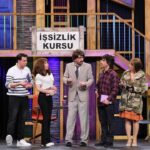 Ali Sunal Instagram - Akşam harika bir yeni bölümle @guldurguldur @showtv ‘de 🤗🤗🤗