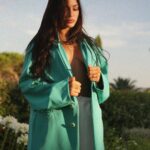 Alix Desmoineaux Instagram - Alma pura, espíritu tranquilo 🕊️ Provence