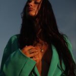 Alix Desmoineaux Instagram - El fuego en la piel, la brisa en la mente 🔥🌬 Marbella, Málaga, Spain