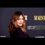 Alyssa Milano Instagram - M A E S T R O Premiere. This is a beautiful film. I’ve often said that it feels Ike no one sets out with the intention to make a classic film; something that will be studied in film school. Maestro is an instant classic. It is that good. @netflixfilm Thank you for making this movie. Carey Mulligan, Bradley Cooper, @maya_hawke, @mattbomer @sarahkatesilverman, took my breath away. I am not being hyperbolic. It’s the kind of movie you can’t stop thinking about. Please watch it on Netflix. Or better yet, if it’s playing in a theater near you—go see it on the big screen. Skirt: @dorotheeschumacher Blazer: @alexandermcqueen Shoes: @larroude Clutch: @jimmychoo Styling: @theclosetfiles Hair: @natalie.paz.lane Make up: Me, using @fentybeauty, @cledepeaubeauteus @hauslabs @lancomeofficial Academy Museum of Motion Pictures