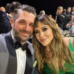 Alyssa Milano Instagram - I’m in for any awards show that has chips on the table. #criticschoice _______________________ Dress @heirlome Shoes @ferragamo Necklace + bracelet + earrings @rahaminovdiamonds @yayapublicity Special thanks to @driesvannoten for the clutch Makeup @antonmakeup using @reviveskincare @shiseido @ardellbeauty Hair @jjhanousek Styled by @theclosetfiles