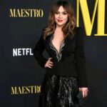 Alyssa Milano Instagram - M A E S T R O Premiere. This is a beautiful film. I’ve often said that it feels Ike no one sets out with the intention to make a classic film; something that will be studied in film school. Maestro is an instant classic. It is that good. @netflixfilm Thank you for making this movie. Carey Mulligan, Bradley Cooper, @maya_hawke, @mattbomer @sarahkatesilverman, took my breath away. I am not being hyperbolic. It’s the kind of movie you can’t stop thinking about. Please watch it on Netflix. Or better yet, if it’s playing in a theater near you—go see it on the big screen. Skirt: @dorotheeschumacher Blazer: @alexandermcqueen Shoes: @larroude Clutch: @jimmychoo Styling: @theclosetfiles Hair: @natalie.paz.lane Make up: Me, using @fentybeauty, @cledepeaubeauteus @hauslabs @lancomeofficial Academy Museum of Motion Pictures
