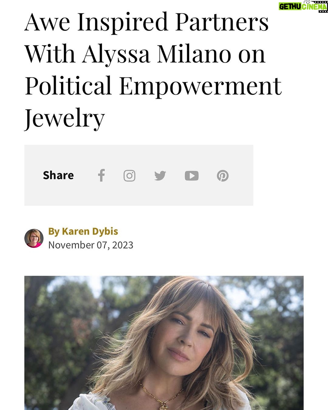 Alyssa Milano Instagram - Check you voter registration! I designed these two pieces of jewelry with @aweinspired. For a limited time they are available at aweinspired.com. 100% of the proceeds go to Planned Parenthood and Girl Up. β€οΈπ€πΌπ