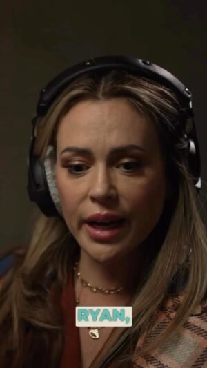 Alyssa Milano Instagram - I'm sharing a story close to my heart on this week's episode of @SixDegreesofkb. 
At the age of 15, I met my dear friend Ryan, who was kicked out of school for being HIV positive. The fear and ignorance surrounding HIV at the time led to this unjust treatment. Ryan and I connected over our shared experiences of feeling like outsiders. But it was a pivotal moment, when he asked me to go on TV and kiss him to dispel misconceptions about HIV, that changed everything for me. Love and activism intertwined, and my journey began. 

Join @KevinBacon and me for this inspiring conversation where I also highlight work I am deeply passionate about with @unicefusa and @unicef.egypt called The Dawwie Initiative to empower girls. Listen to 'Six Degrees with Kevin Bacon' on iHeartRadio, Apple Podcasts, or Amazon Music. #ActivistJourney #StandUpForWhatIsRight