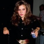Alyssa Milano Instagram - Blueberry New York Seltzer 🫐 #tbt