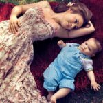 Alyssa Milano Instagram - #nationalsonday you say? Don’t mind if I do! @milobugliari, there are no words. You make my heart swell with pride. Everything in my life happened so I would be ready for you. Someday I’ll tell you all the stories, son. I love you. -mommy #morherhood
